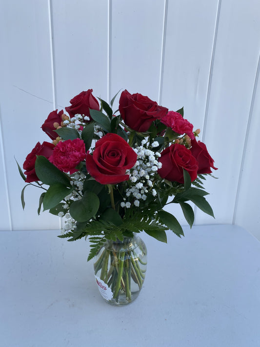 Designer's Choice Assorted Red Roses.-Life Flower Shop