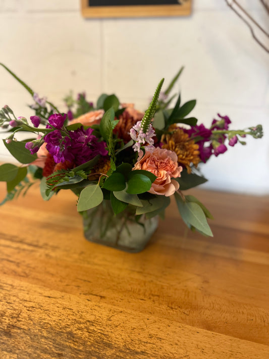 Mix coffee table arrangement